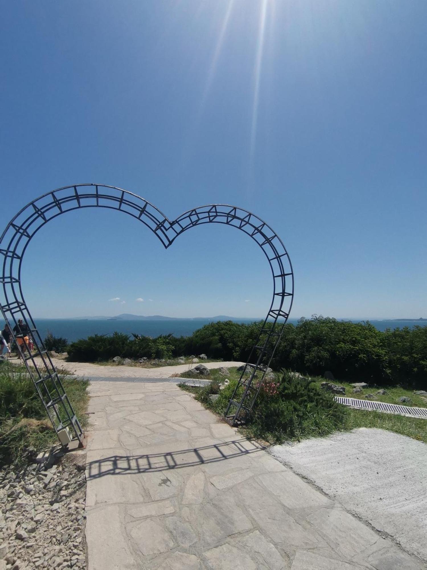 Луксозен Апартамент Анастасия-Сарафово На 150М От Морето Burgas Room photo